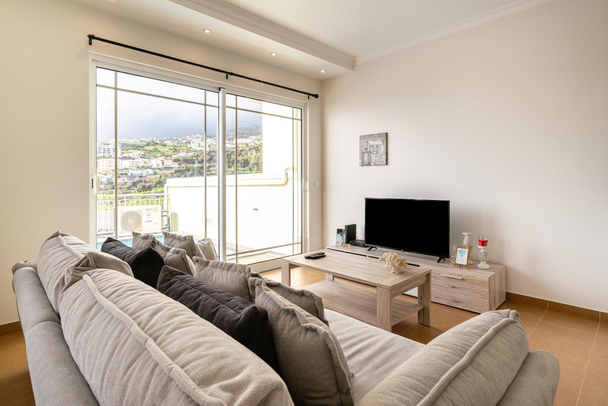Casa Agrela By Rent2U, Lda Villa Calheta  Exterior photo